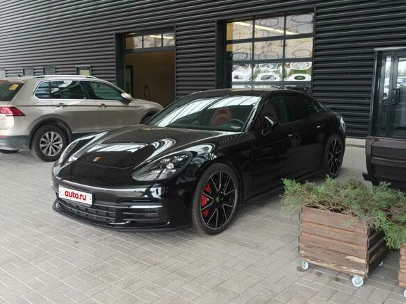 2017 Porsche Panamera 4S II, чёрный, 5400000 рублей