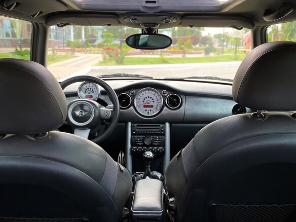 2004 Mini Hatch Cooper S I (R50), жёлтый - вид 26