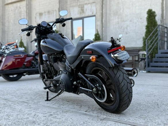 2022 Harley-Davidson Low Rider, чёрный, 1540000 рублей - вид 16