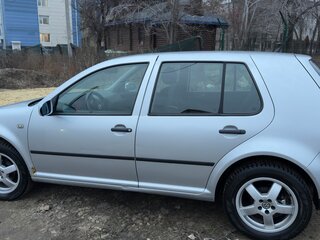 2001 Volkswagen Golf IV, серебристый, 550000 рублей, вид 3