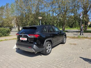 2021 Toyota RAV4 V (XA50), чёрный, 3050000 рублей, вид 3