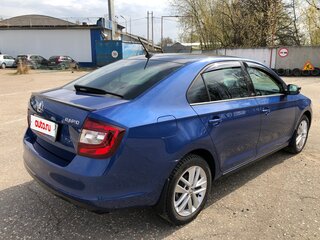 2018 Skoda Rapid I Рестайлинг, синий, 1600000 рублей, вид 5