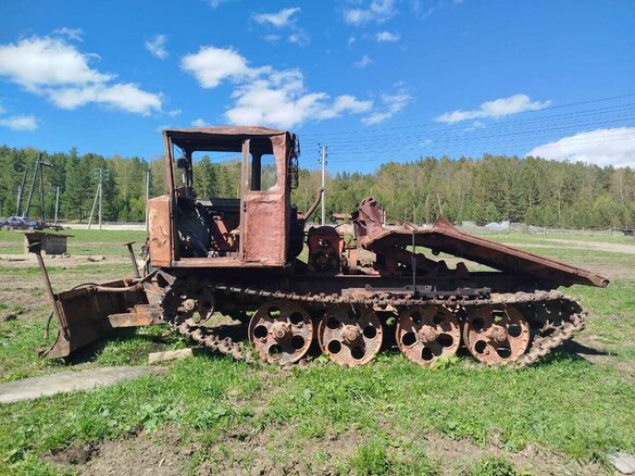 1990 ОТЗ ТДТ-55, красный, 600000 рублей - вид 1