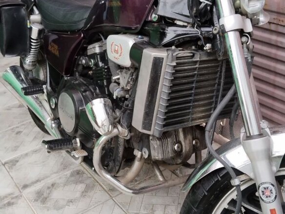 1995 Honda Magna, пурпурный, 200000 рублей - вид 3
