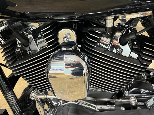 2012 Harley-Davidson Tri Glide, коричневый, 3800000 рублей - вид 9