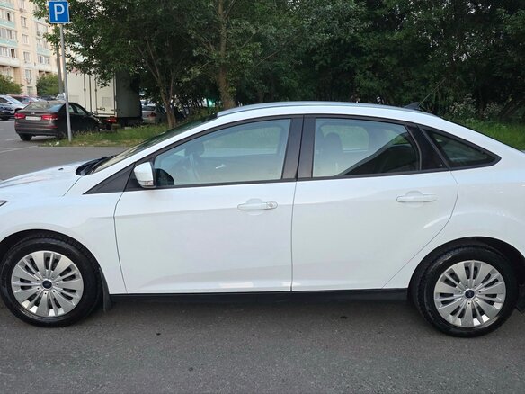 2018 Ford Focus III Рестайлинг, белый - вид 8