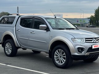 2014 Mitsubishi L200 IV Рестайлинг, серебристый, 1820000 рублей, вид 5
