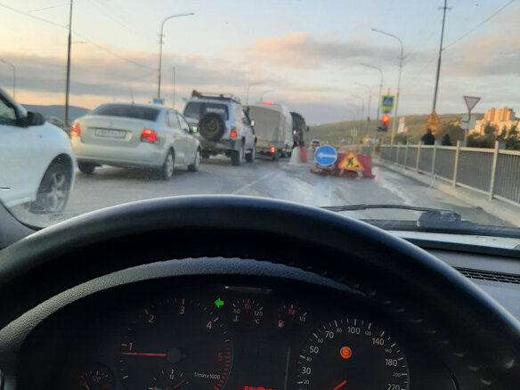 1998 Audi A6 II (C5), серебристый, 400000 рублей - вид 4