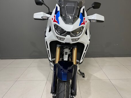 2024 Honda CRF 1100L Africa Twin, белый, 1990000 рублей, вид 3