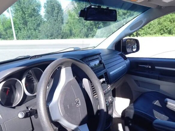 2009 Dodge Caravan Grand V, серебристый, 1090000 рублей - вид 3