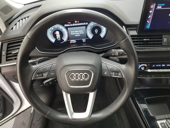 2021 Audi Q5 45 TFSI II (FY) Рестайлинг, белый, 3225000 рублей - вид 12