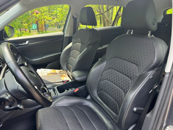 2021 Skoda Kodiaq I, серый, 3800000 рублей - вид 5