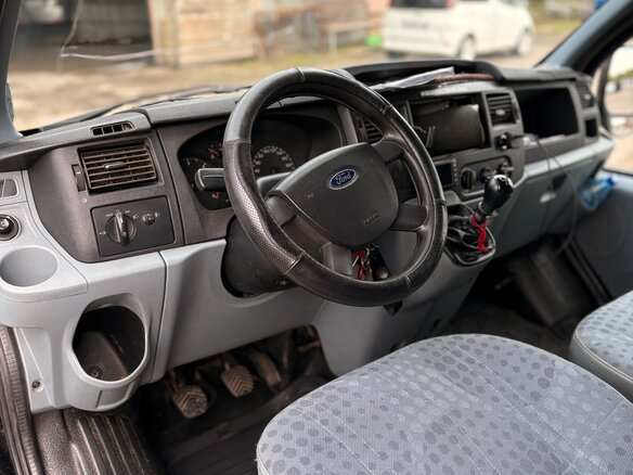2013 Ford Transit, чёрный, 1290000 рублей - вид 9