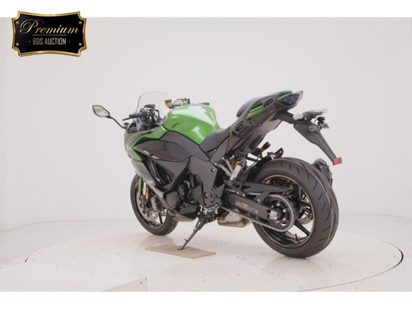 2025 Kawasaki Ninja 1000 SX, чёрный, 1240000 рублей - вид 4