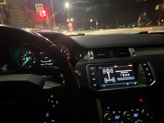 2017 Land Rover Range Rover Evoque I Рестайлинг, чёрный, 3100000 рублей, вид 2