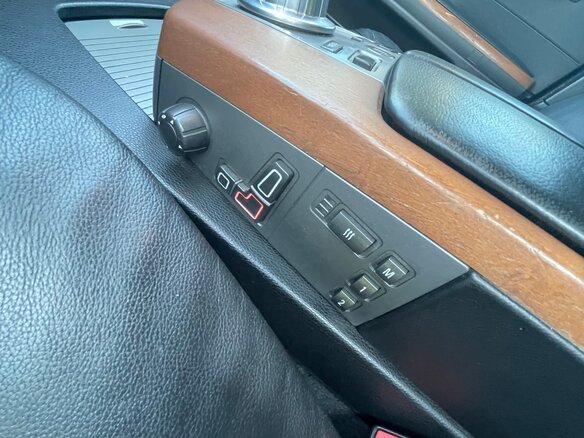 2007 BMW 7 серии 730i IV (E65/E66) Рестайлинг, чёрный, 850000 рублей - вид 16