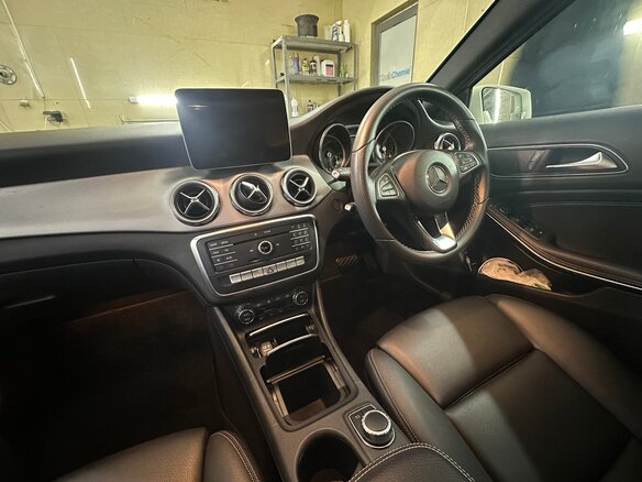 2017 Mercedes-Benz GLA 180 I (X156) Рестайлинг, белый, 1880000 рублей - вид 7