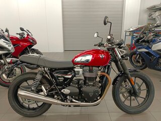 2023 Triumph Speed Twin, красный, 950000 рублей, вид 2