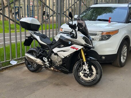 2016 BMW S 1000 XR, белый, 900000 рублей, вид 5