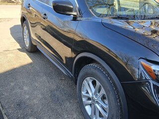 2017 Nissan Rogue II Рестайлинг, чёрный, 1650000 рублей, вид 5