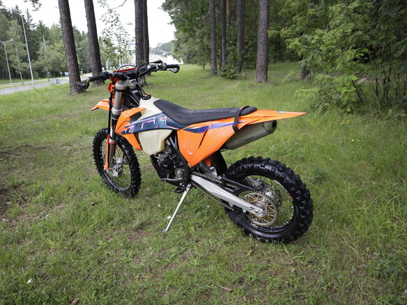 2022 KTM 350 EXC F, оранжевый, 650000 рублей - вид 13