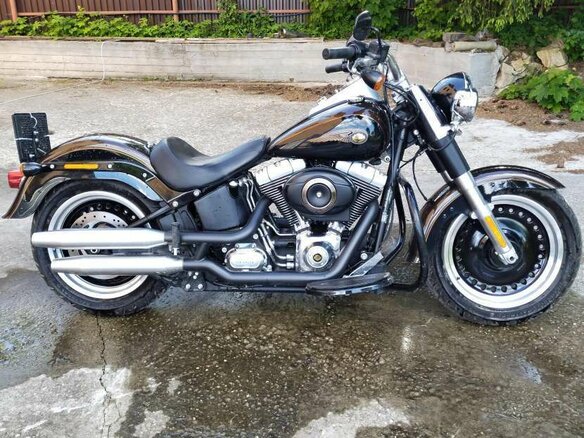 2013 Harley-Davidson Fat Boy, коричневый, 2000000 рублей