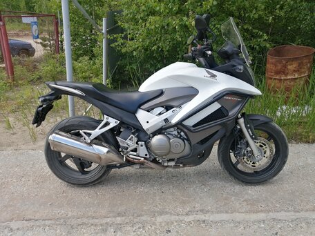 2011 Honda VFR 800X (Crossrunner), белый, 700000 рублей, вид 5