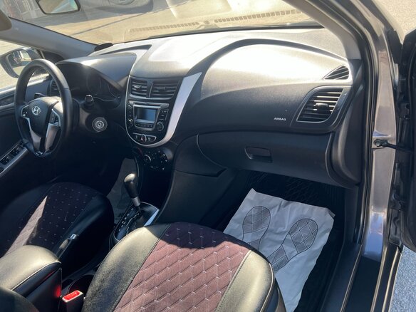2016 Hyundai Solaris I Рестайлинг, серый, 1100000 рублей - вид 5