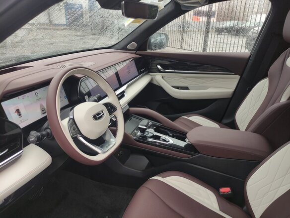2023 Geely Monjaro I, серый, 4200000 рублей - вид 13