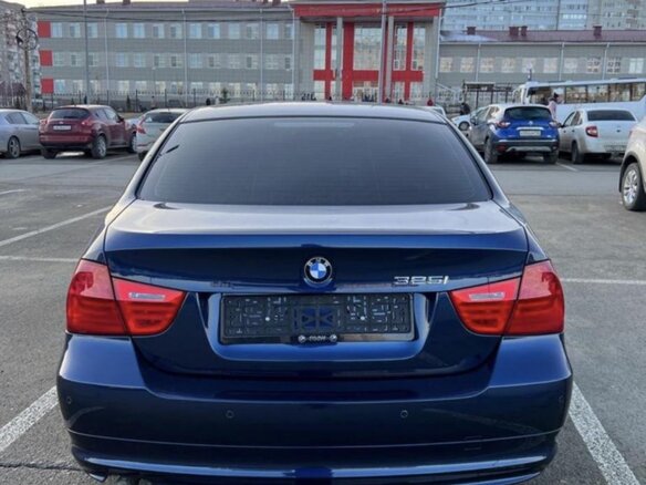 2011 BMW 3 серии 325i V (E90/E91/E92/E93) Рестайлинг, синий, 1050000 рублей - вид 3