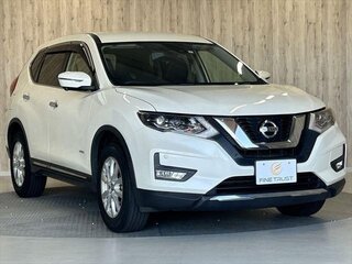 2017 Nissan X-Trail III, белый, 1455000 рублей, вид 2
