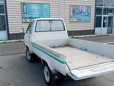 1990 Toyota LiteAce, белый, 375000 рублей, вид 5