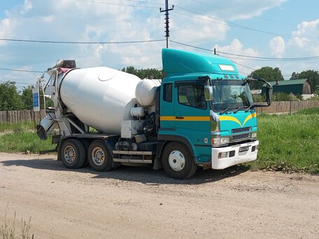 1989 Mitsubishi MF61D, зелёный, 3900000 рублей, вид 1