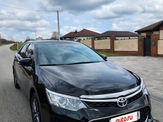 2015 Toyota Camry VII (XV50) Рестайлинг, чёрный, 2200000 рублей, вид 3