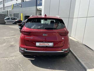 2019 Kia Sportage IV Рестайлинг, красный, 2700000 рублей, вид 4