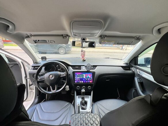 2014 Skoda Octavia III (A7), белый, 1350000 рублей - вид 5
