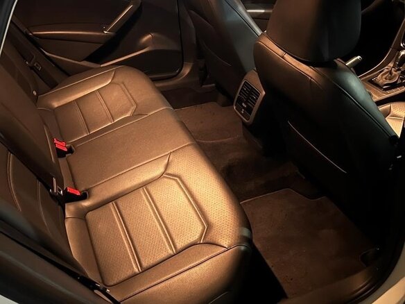 2017 Volkswagen Passat (North America and China) I Рестайлинг, белый, 1950000 рублей - вид 13