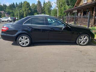 2013 Mercedes-Benz E-Класс 200 7G-Tronic IV (W212, S212, C207), чёрный, 1850000 рублей, вид 3