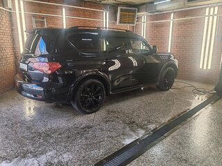 2011 Infiniti QX56 II, чёрный, 2550000 рублей, вид 4