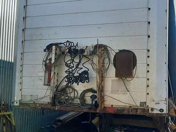 2001 Schmitz Cargobull S01, красный, 550000 рублей - вид 3