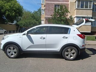 2012 Kia Sportage III, белый, 900000 рублей, вид 3