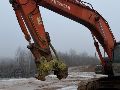 2008 Hitachi ZX330, 4000000 рублей, вид 3