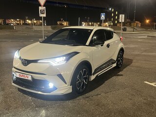 2017 Toyota C-HR I, белый, 1870000 рублей, вид 1