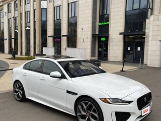 2019 Jaguar XE I Рестайлинг, белый, 3990000 рублей, вид 3