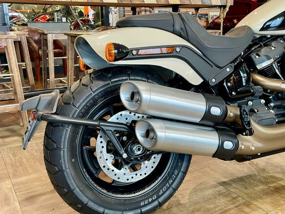 2022 Harley-Davidson Fat Bob, белый, 3100000 рублей - вид 14
