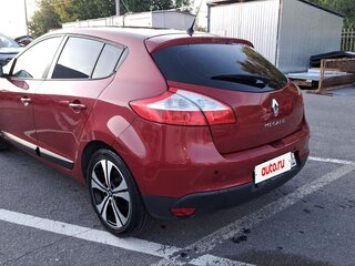 2010 Renault Megane III, красный, 790000 рублей, вид 2
