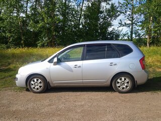 2010 Kia Carens II (UN), серебристый, 600000 рублей, вид 5