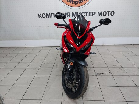 2023 Honda CBR 650R, красный, 925000 рублей, вид 2