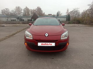 2012 Renault Megane III Рестайлинг, пурпурный, 970000 рублей, вид 1