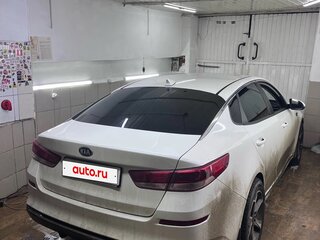 2018 Kia Optima IV Рестайлинг, белый, 1400000 рублей, вид 5